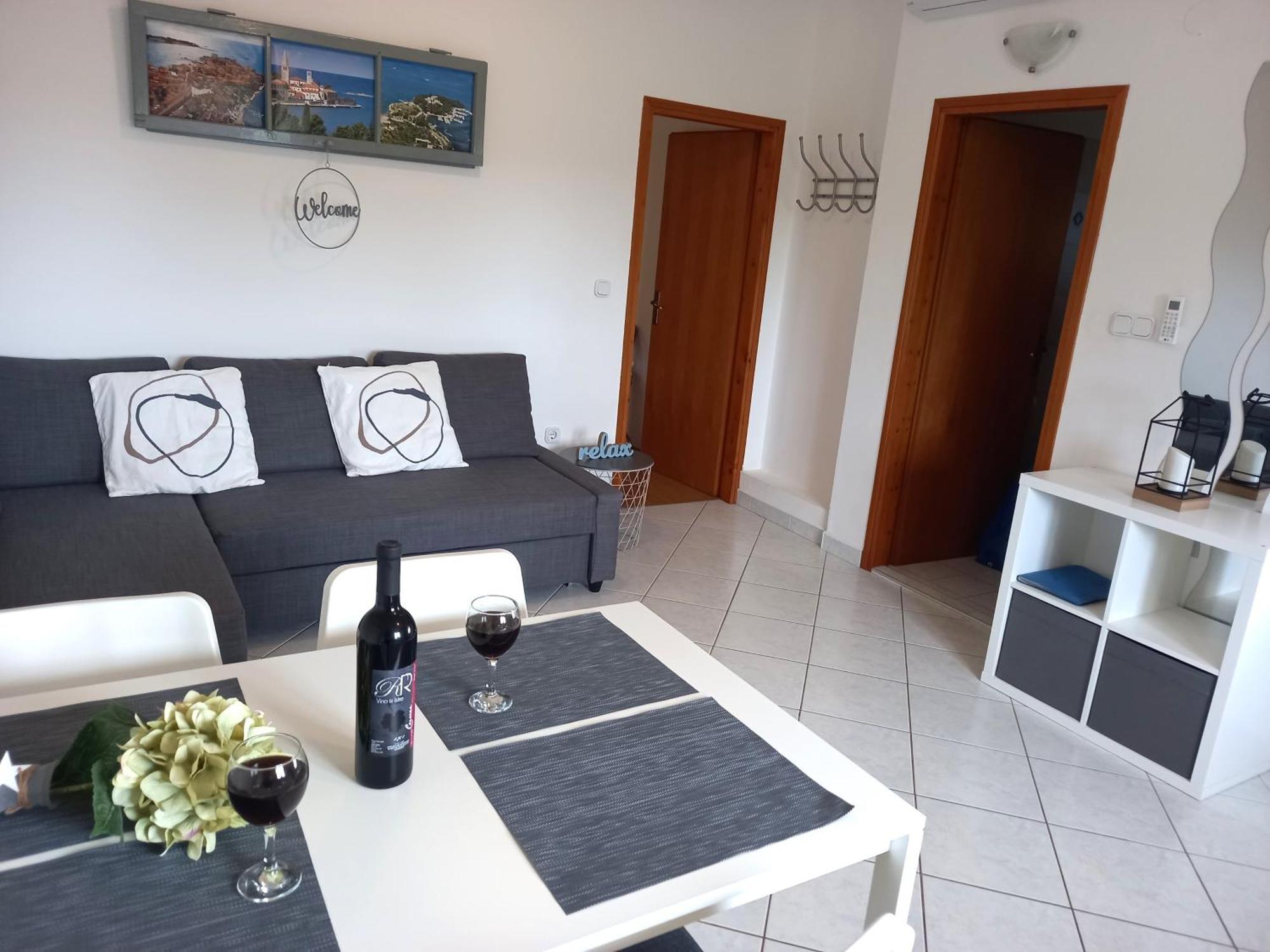 Apartments Ritosa Porec Bagian luar foto
